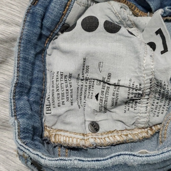 BLANK NYC jeans women's size 2 sz 26 light blue skinny classic ripped sp… - Picture 15 of 15